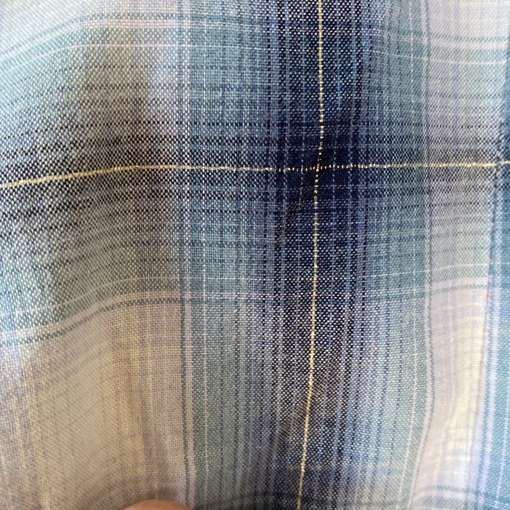 Super cool True Religion Western style plaid shirt with Pearl snaps L but fits M - Picture 7 of 9